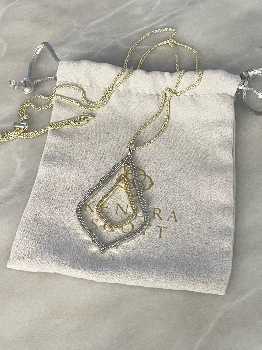 Kendra Scott Simon Two-Tone Filigree Pendant Necklace